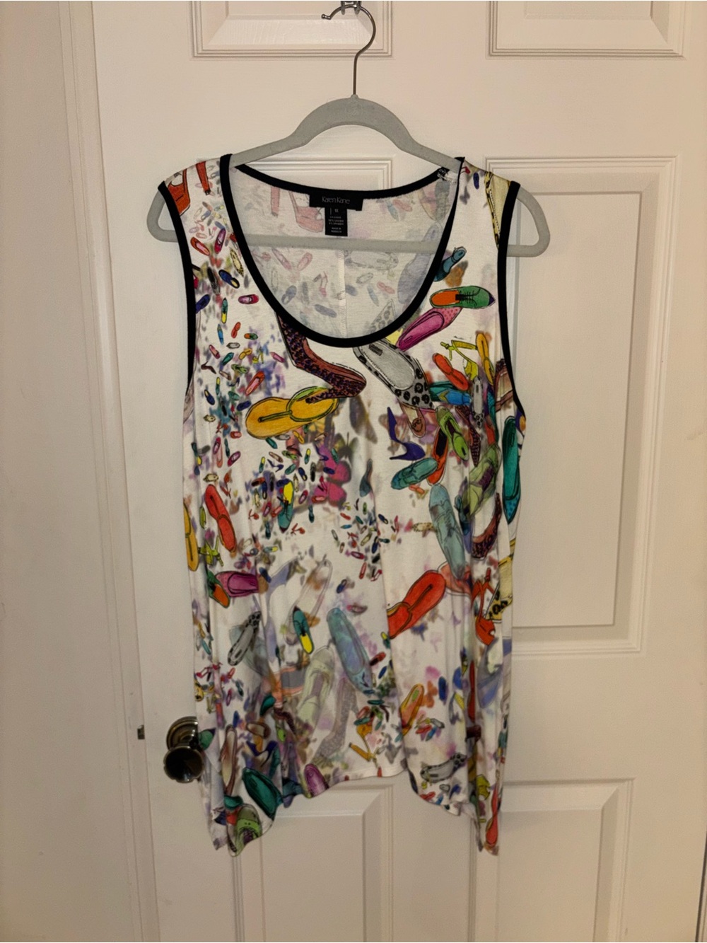 Karen Kane White Multicolor Print Sleeveless Tank Top